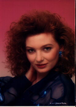 stacy2.jpg (13067 bytes)